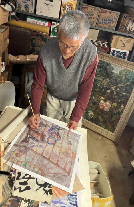 Haibin Miao works in his studio Haibin-Miao-works-in-his-studio